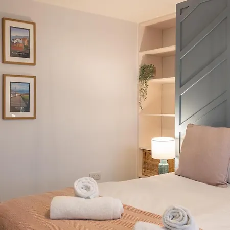 The Servant's Quarters Apartman Whitby
